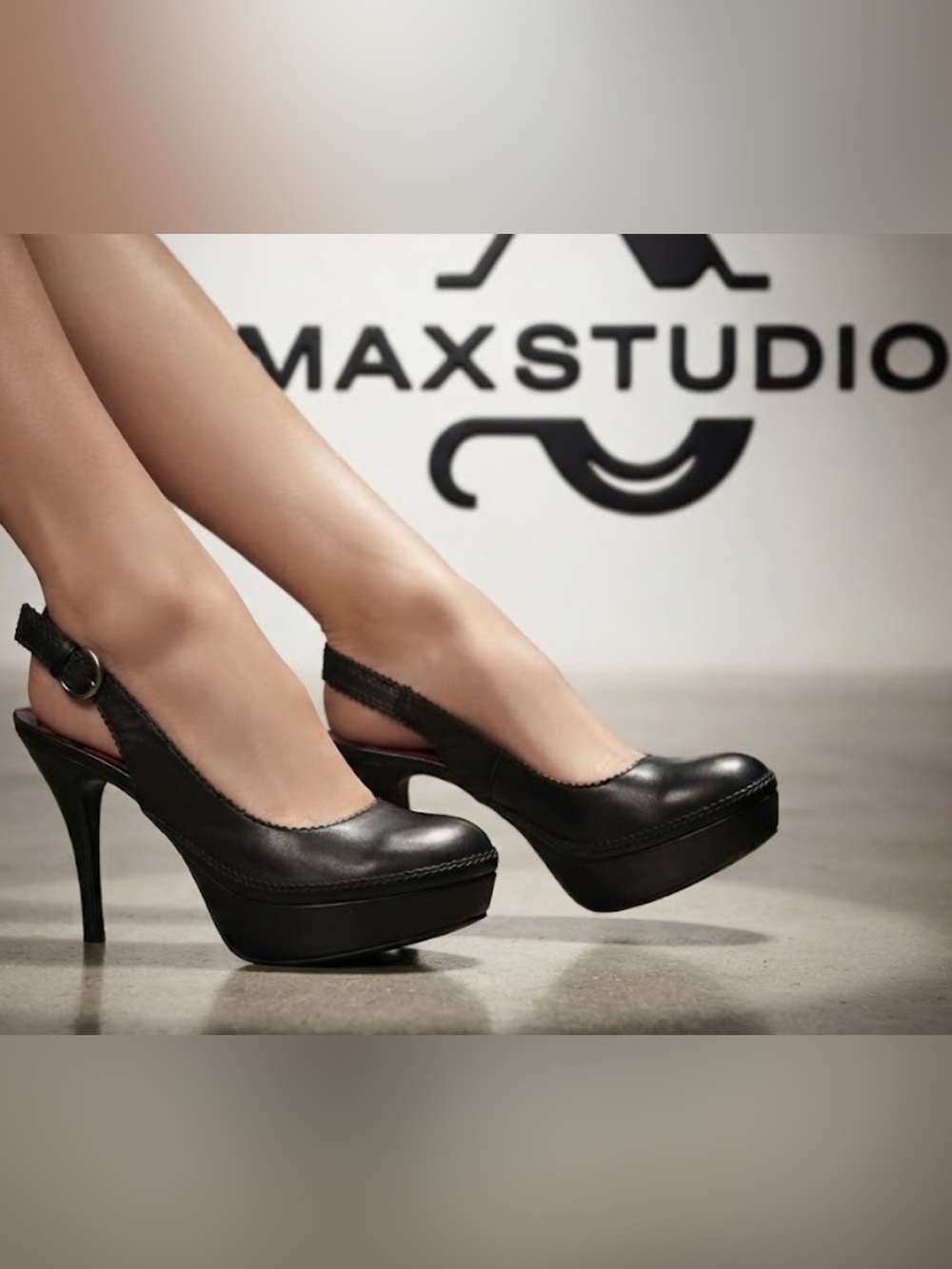 Authentic Max Studio designer black shiny leather heels pumps sz 8.5